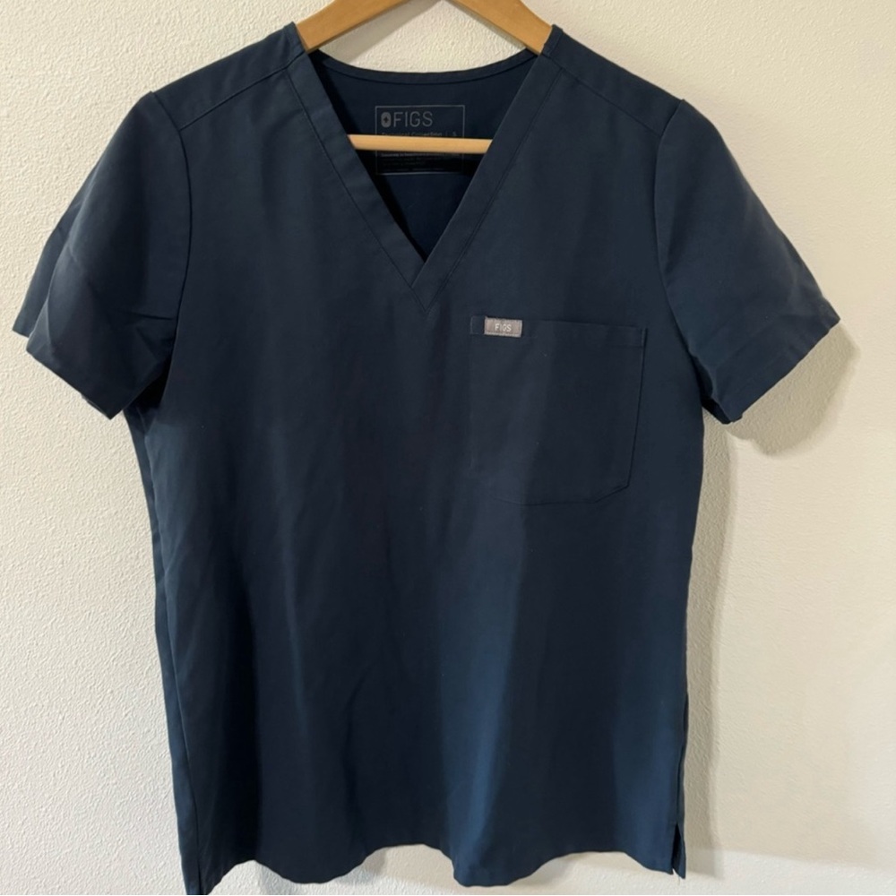 Figs Catarina One-Pocket Scrub Top Dark Harbor Blue Short Sleeve FW1000-Small